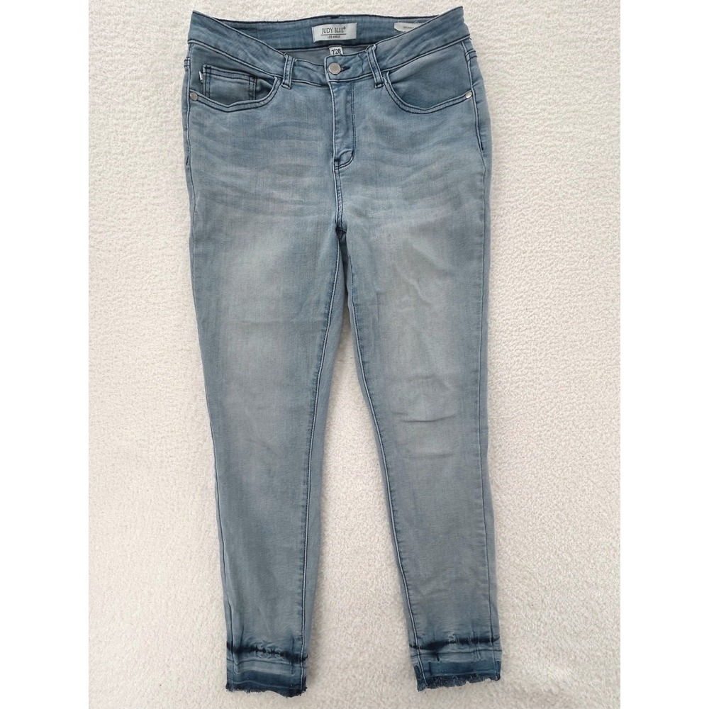 Judy Blue Skinny Fit Light Wash Released Raw Hem Jeans JB88199 Size 7/28 Ankle